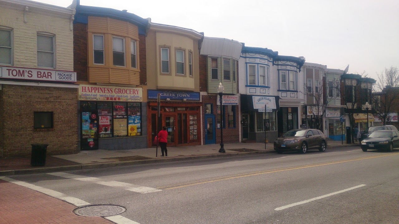 Businesses on Eastern Avenue in Greektown. Photo by Marouane Hail.