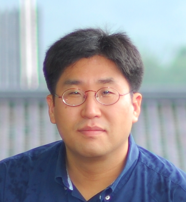 Alumni Awards 2015: Dr. Yoon-Ho Kim, Ph.D. ’01, Applied Physics