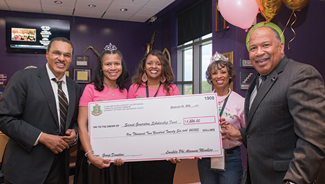 President Hrabowski celebrates philanthropy with alumni at the Alpha Kappa Alpha/Lamda Phi Reunion Friday night.