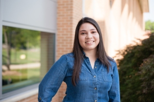 Student Scholarship Q&A: Kirley Silva, information systems