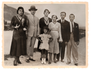 A family photo in sepia shows the Rosenthal family