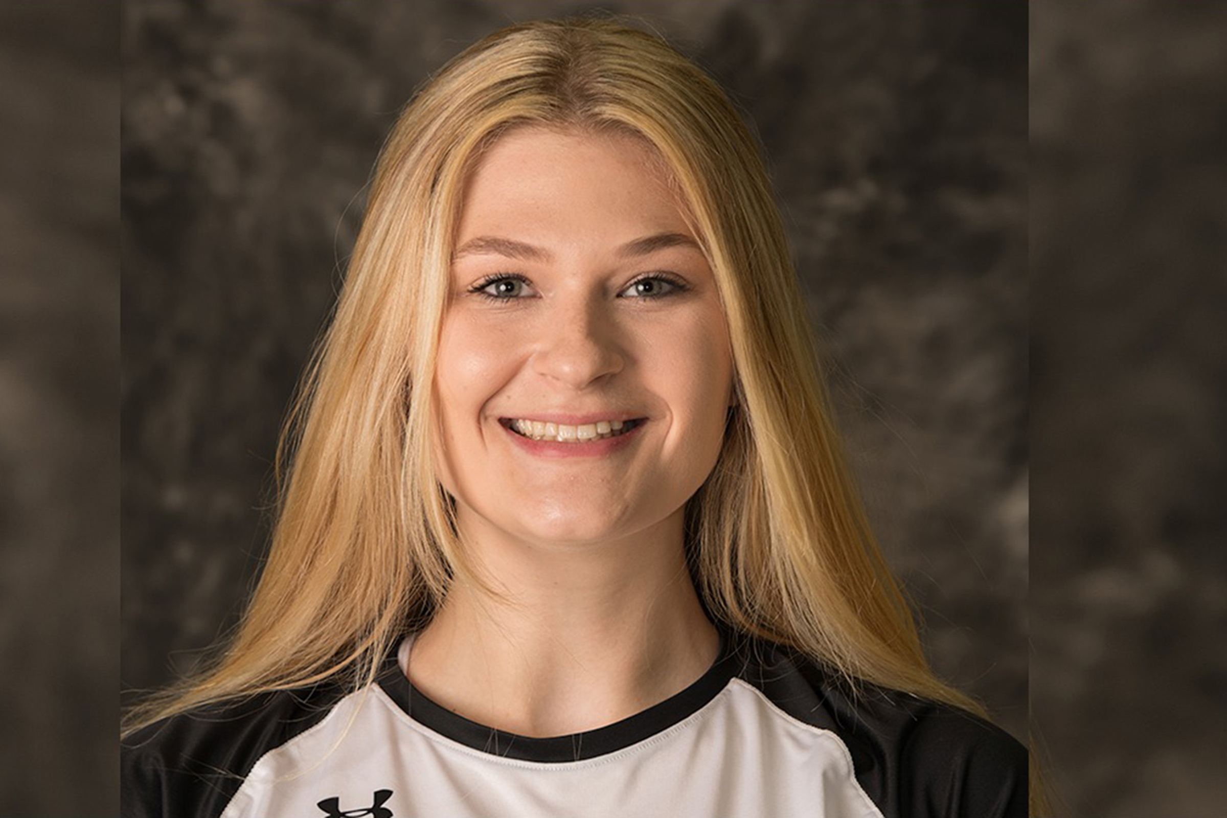 Volleyball captain advances theoretical physics research on black holes