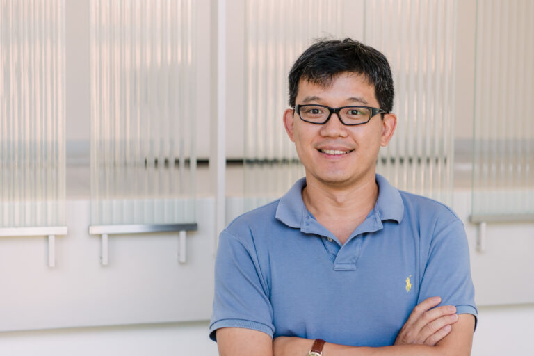 Dr. Zhibo Zhang